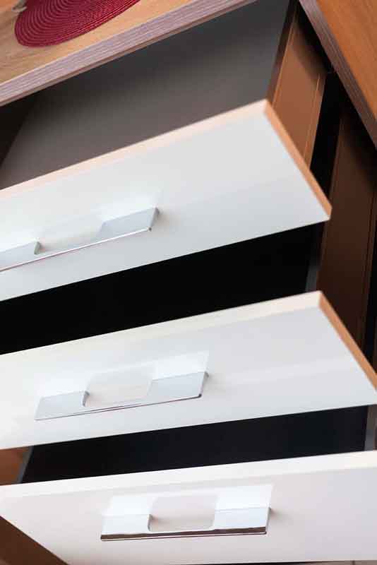 maßgefertigte Kommode